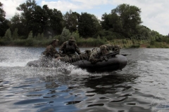 river-boat-operation